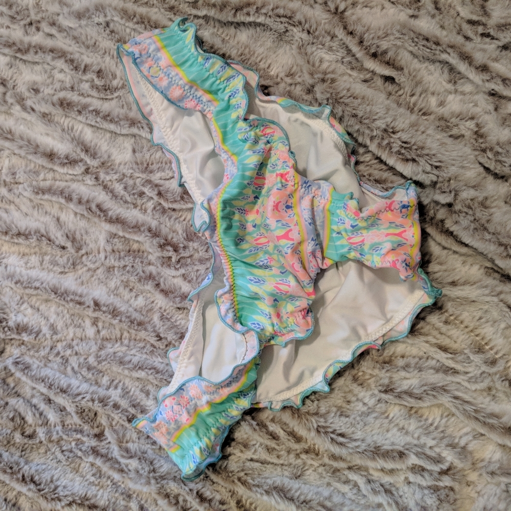 Brand new cheeky bikini bottoms